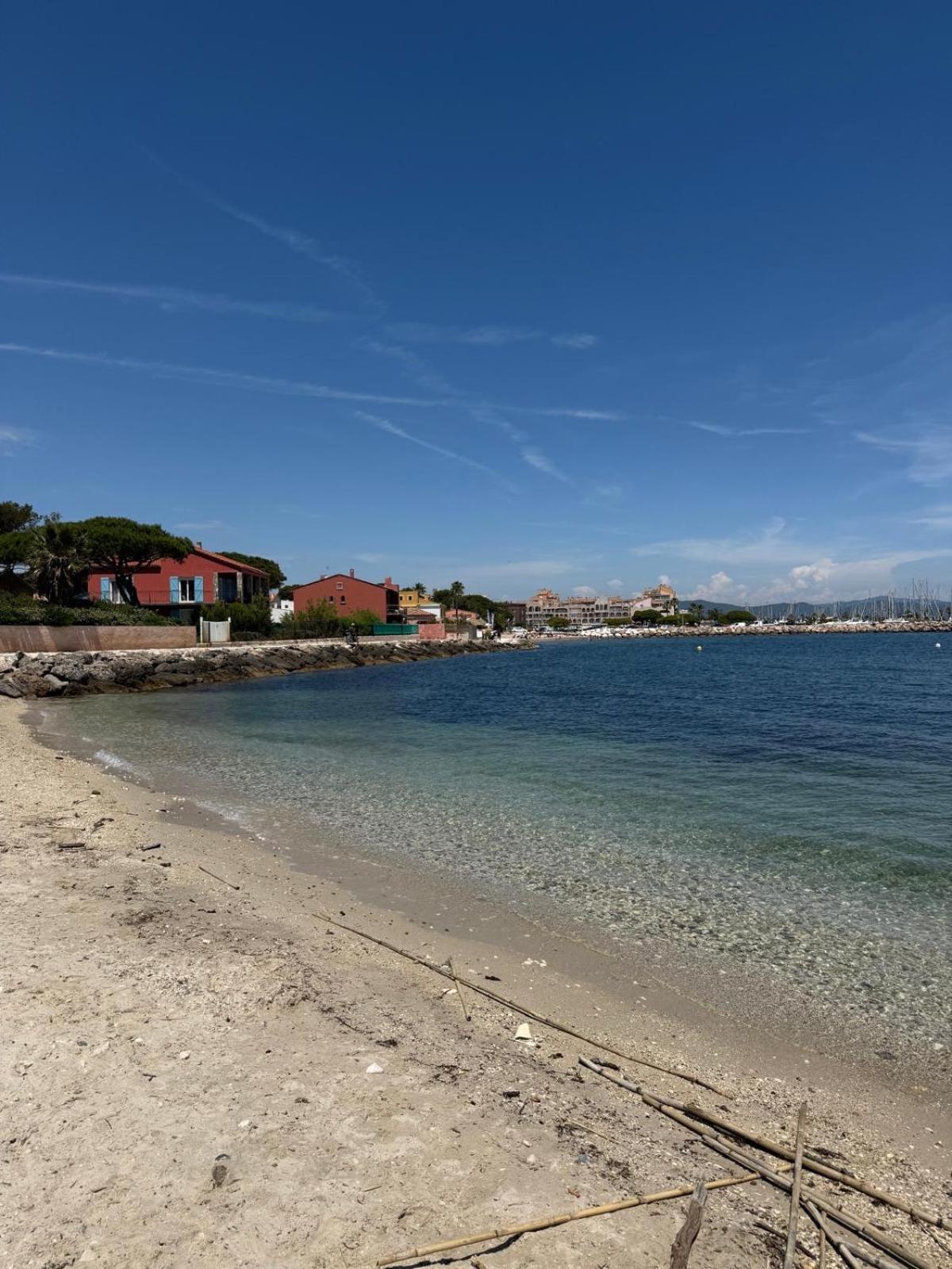 Apartment Vue Sur Les Iles D'or
